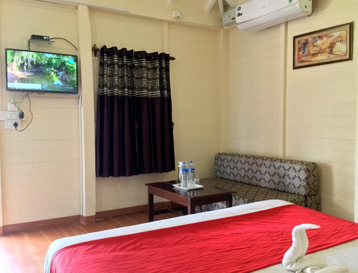 Morjim Queen Beach Resort Екстер'єр фото